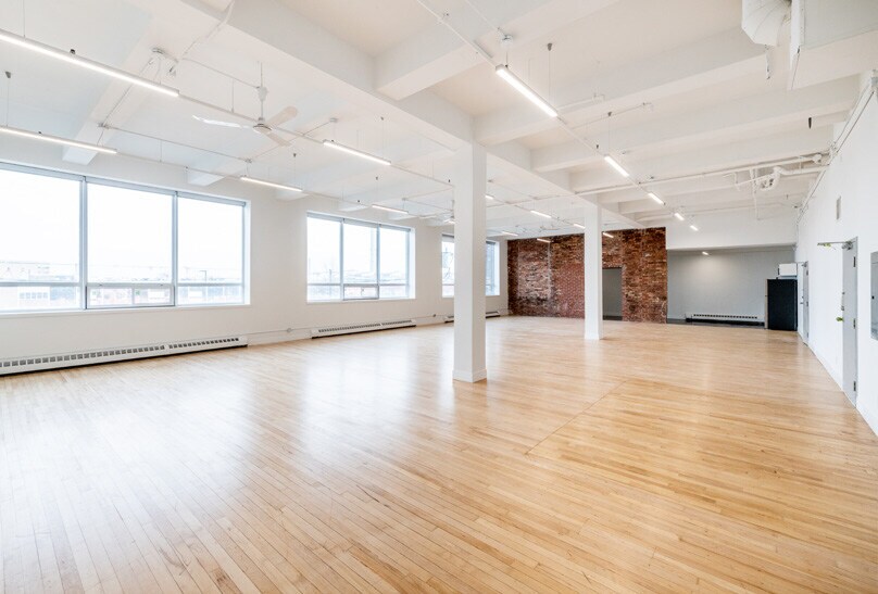More Photos Of 20 Leslie St, Toronto Loft Creative Space For Lease