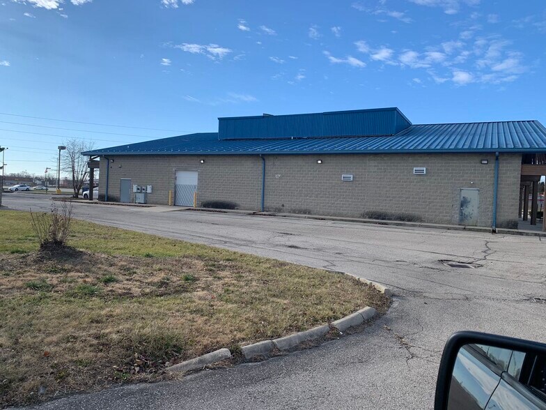 More Photos Of 5537-5597 Salem Ave, Dayton Unknown For Lease