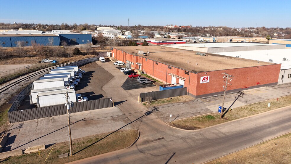 Primary Photo Of 5401 NW 4th St, Oklahoma City Warehouse For Lease