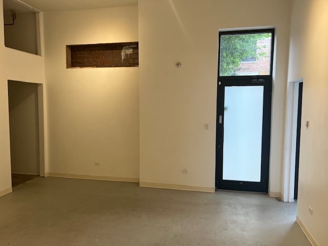 More Photos Of 1659 W Chicago Ave, Chicago Apartments For Lease