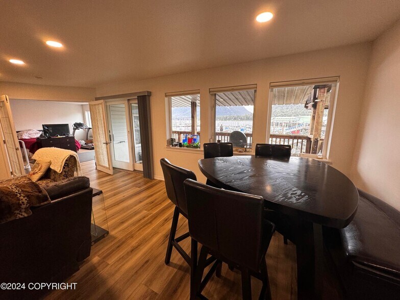 More Photos Of 22 S Sing Lee Aly, Petersburg Apartments For Sale