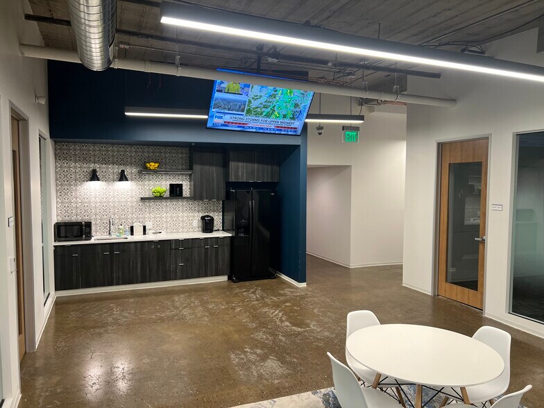More Photos Of 100 N Sierra St, Reno Office For Sale