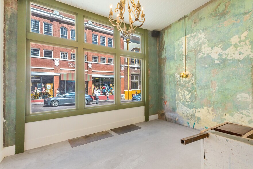 More Photos Of 78 Main St, Bisbee Restaurant For Sale