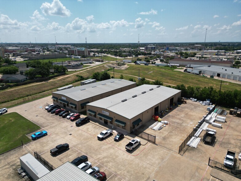 Primary Photo Of 1430 Vanderwilt Ln, Katy Unknown For Lease