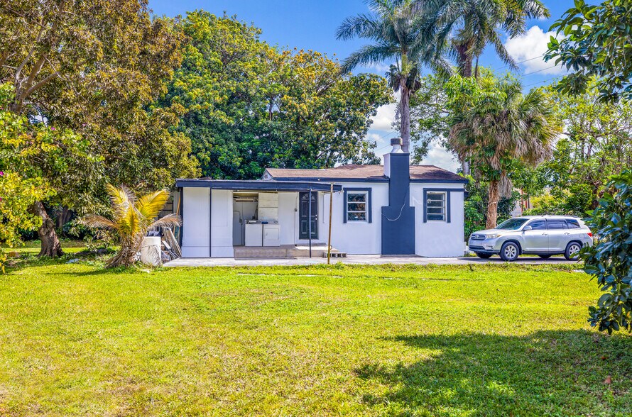 More Photos Of 219 NE 141st St, Miami Land For Sale