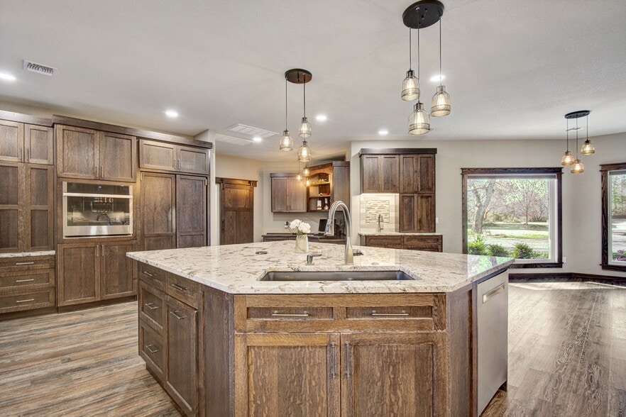 More Photos Of 4748 N 4318, Pryor Flex For Sale