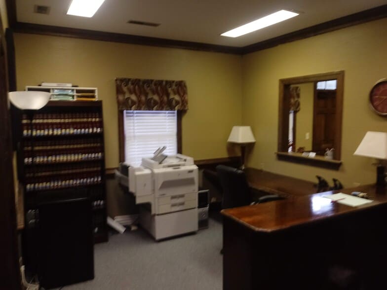 More Photos Of 130 N Mcdowell St, Charlotte Office For Sale