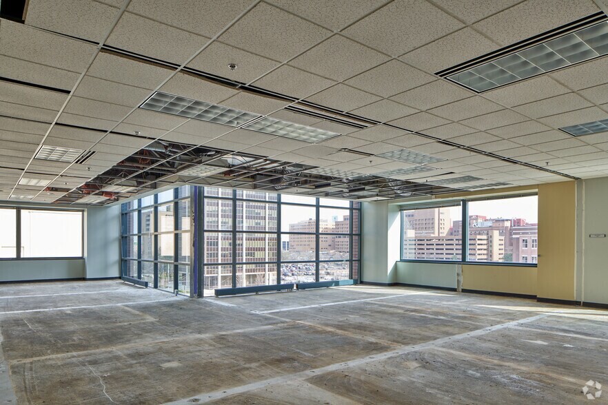 More Photos Of 3663 Woodward Ave, Detroit Office For Lease