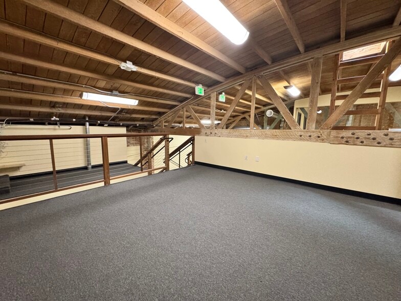 More Photos Of 3608 San Fernando Rd, Glendale Loft Creative Space For Lease