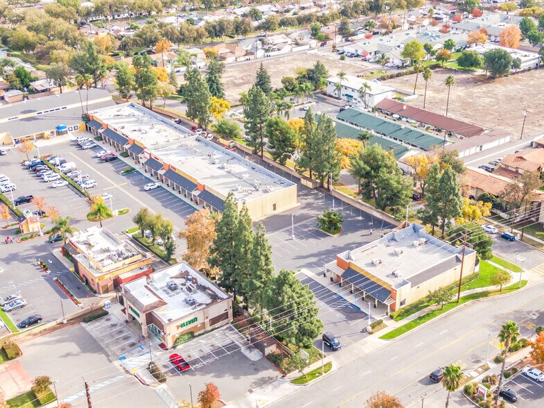 More Photos Of 710-870 E Foothill Blvd, Upland Unknown For Lease