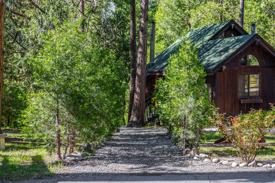 More Photos Of 26345 Delano Dr, Idyllwild-Pine Cove Hotel For Sale