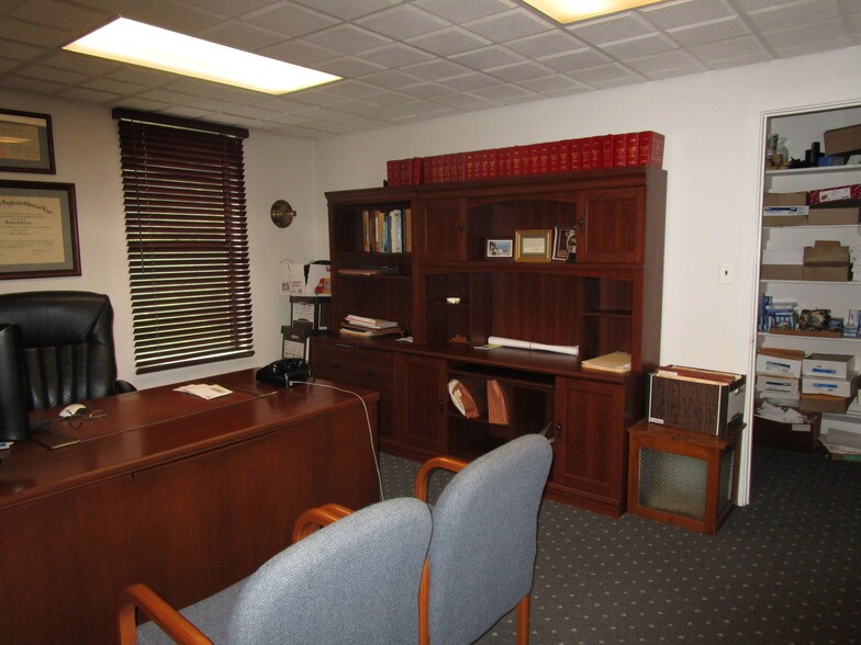More Photos Of 1347 Us Highway 46 W, Ledgewood Office For Sale