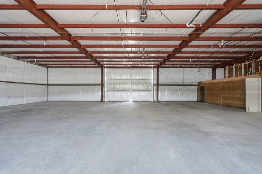 More Photos Of 31520 S 4210 Rd, Inola Industrial For Lease