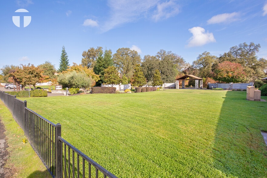 More Photos Of 6240 Verner Ave, Sacramento Religious Facility For Sale