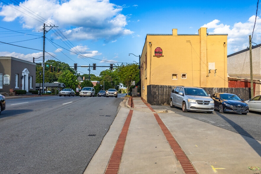 More Photos Of 195 N Perry St, Lawrenceville Storefront Retail Office For Sale