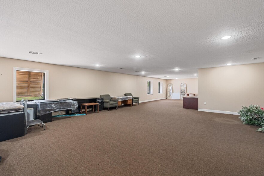 More Photos Of 6802 U S Highway 98, Hattiesburg Flex For Sale