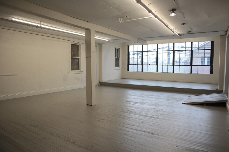 More Photos Of 309-311 Hillside Ave, Hillside Warehouse For Sale