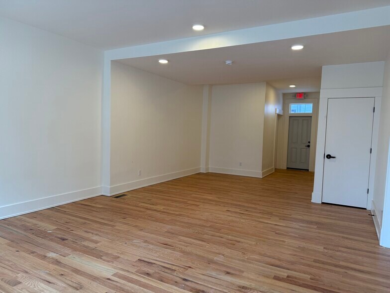 More Photos Of 1400 Walnut St, Cincinnati Apartments For Lease