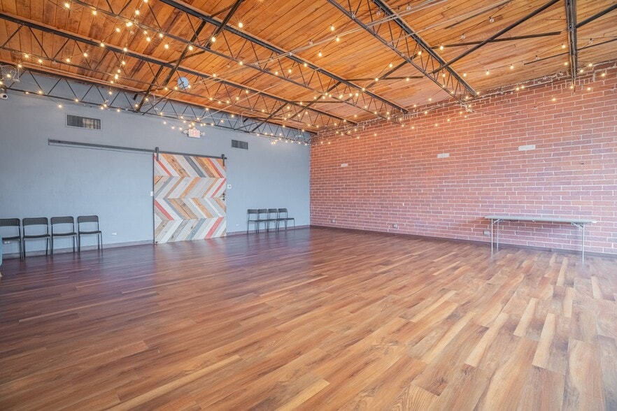 More Photos Of 48 Griffin St, McDonough Storefront For Sale