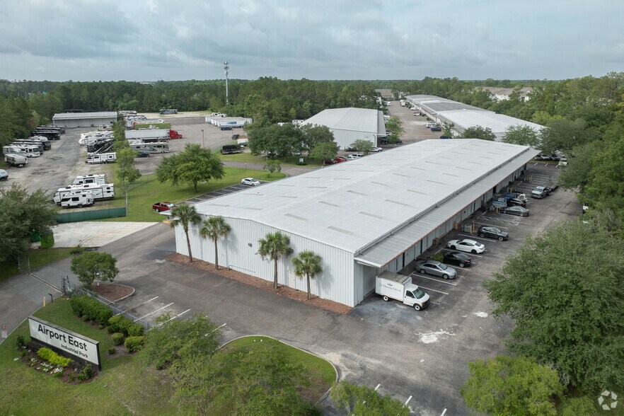 More Photos Of 14476 Duval Pl W, Jacksonville Unknown For Lease