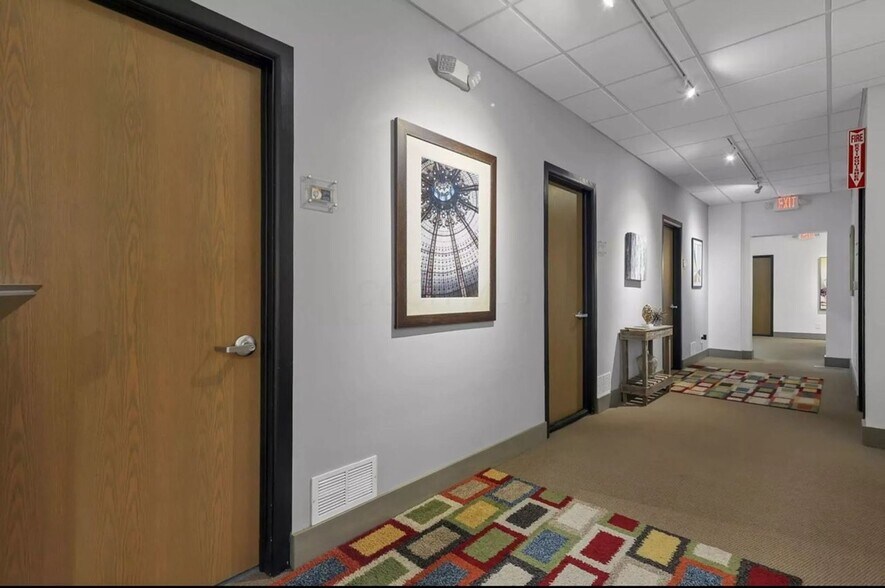 More Photos Of 486-498 City Park Ave, Columbus Office For Lease