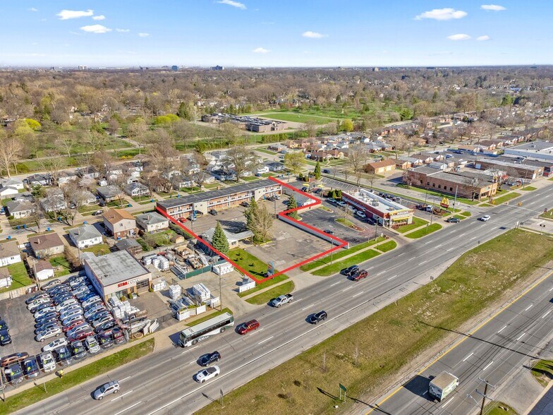 More Photos Of 6452 N Telegraph Rd, Dearborn Heights Hotel For Lease