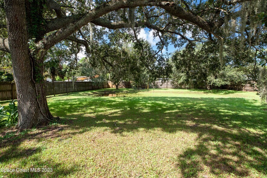 More Photos Of 4030 Minton Rd, Melbourne Office For Sale