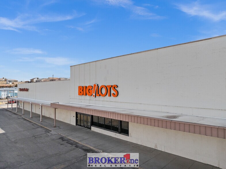 More Photos Of 2135 E 12th St, Casper Unknown For Lease