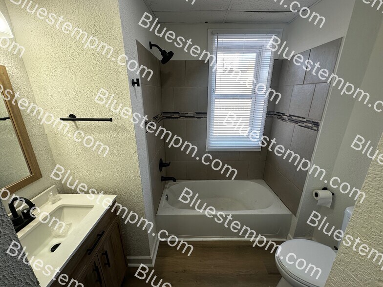 More Photos Of 1115 Felix St, Saint Joseph Apartments For Sale