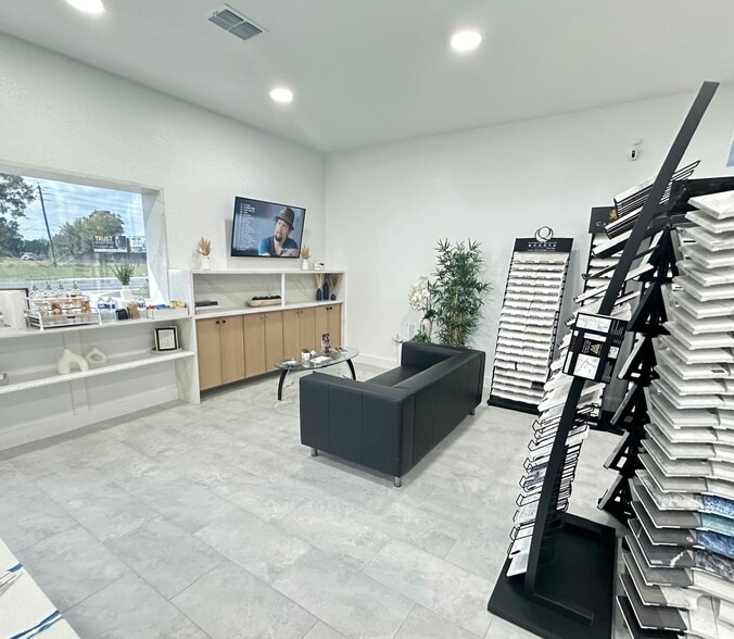 More Photos Of , Lakeland Unknown For Sale