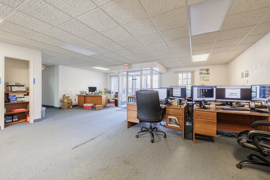 More Photos Of 120 Assembly Dr, Mendon Office For Sale