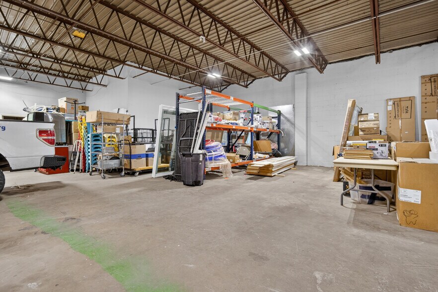 More Photos Of 1835 Industrial Blvd, Norman Warehouse For Sale