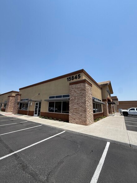 More Photos Of 15845 S 46th St, Phoenix Medical For Lease