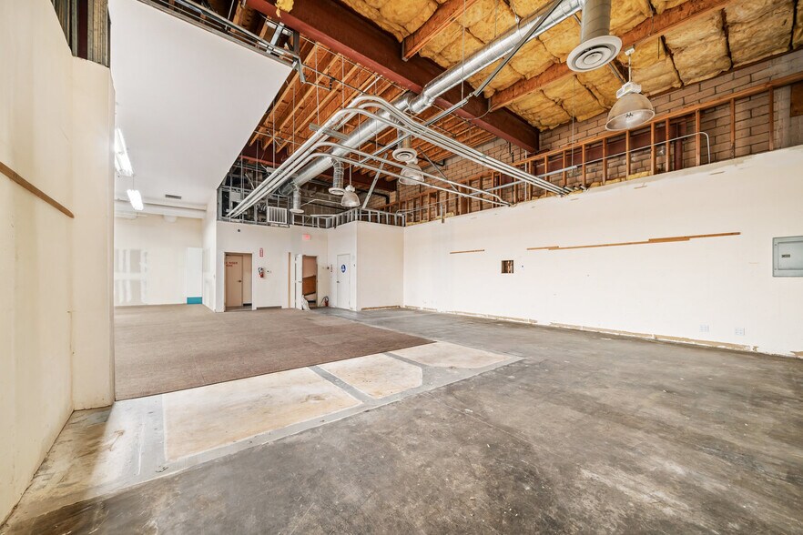 More Photos Of 2040-2300 El Camino Real, Atascadero Unknown For Lease