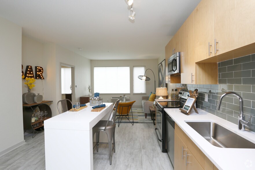 More Photos Of 2424-2434 W Caithness Pl, Denver Apartments For Lease