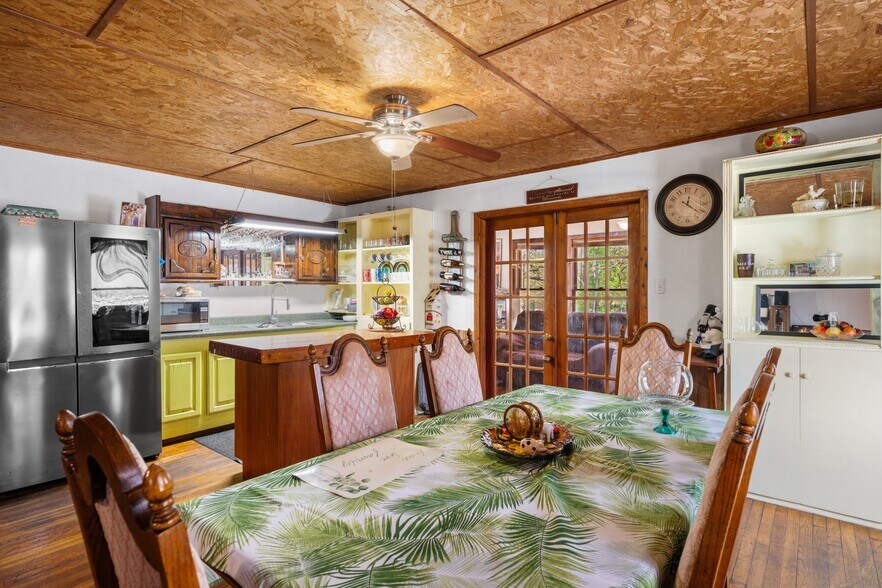 More Photos Of 4455 Highway 27, Kerrville Flex For Sale