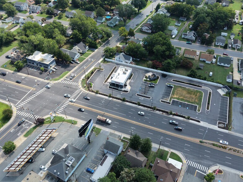 More Photos Of 203 Sunburst Hwy, Cambridge Office For Sale