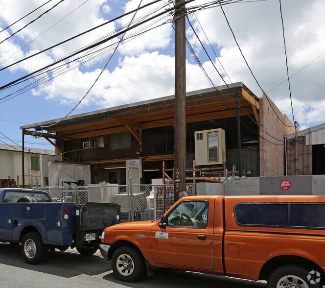 Primary Photo Of 1923 Republican St, Honolulu Warehouse For Lease
