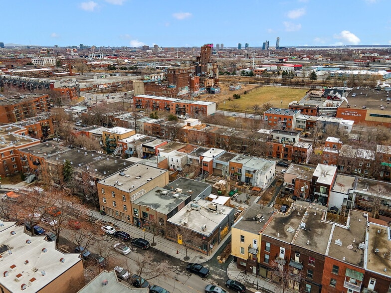 More Photos Of 5090-5092 St Notre-Dame O, Montréal General Retail For Sale