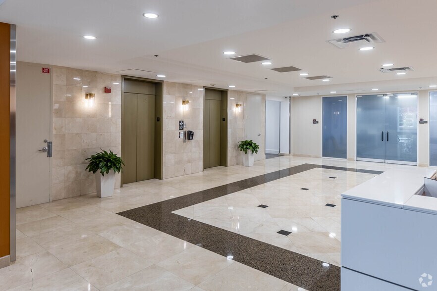 More Photos Of 1901 W Cypress Creek Rd, Fort Lauderdale Office For Lease