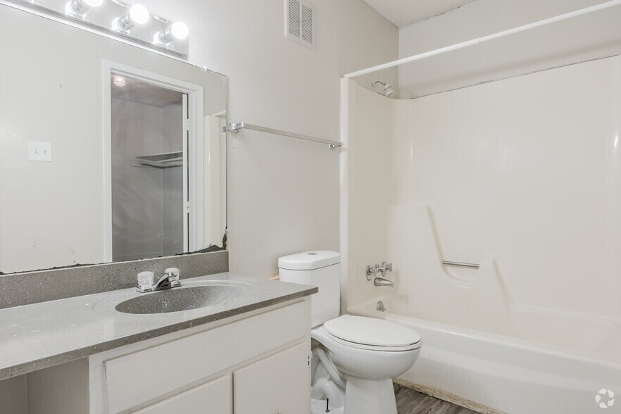 More Photos Of 3901 Northside Dr, Macon-Bibb Multifamily For Sale