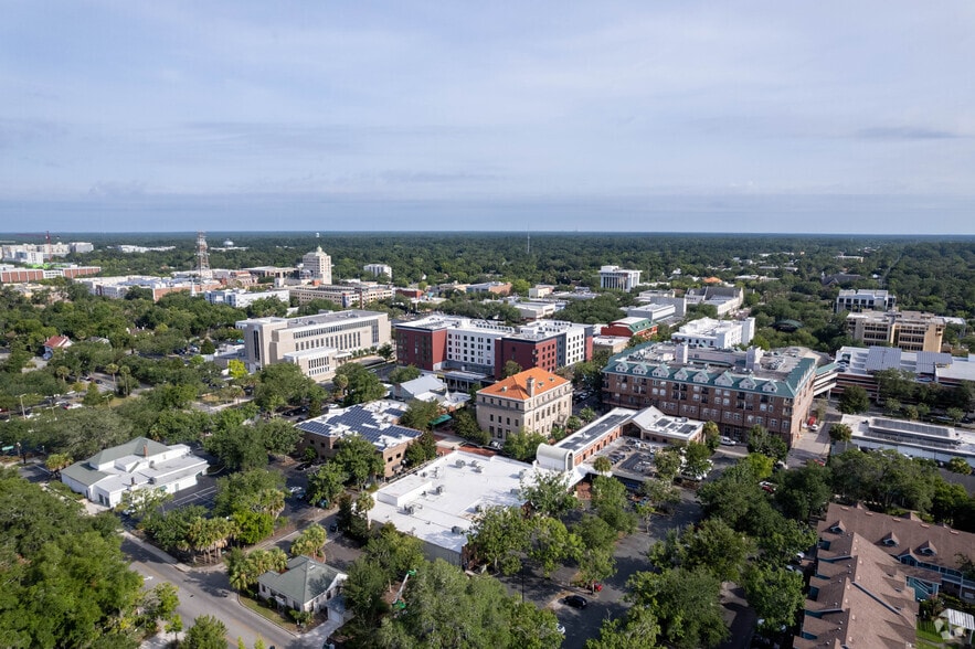 More Photos Of 101 SE 2nd Pl, Gainesville Unknown For Lease