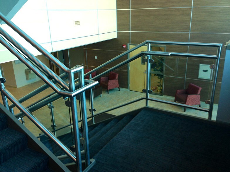 More Photos Of 4431 N Front St, Harrisburg Office Residential For Lease