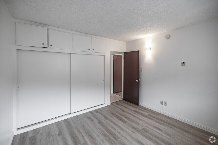 More Photos Of 6851 Dale St, Buena Park Apartments For Sale