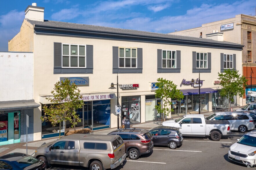 Primary Photo Of 337-339 N Brand Blvd, Glendale Storefront For Lease