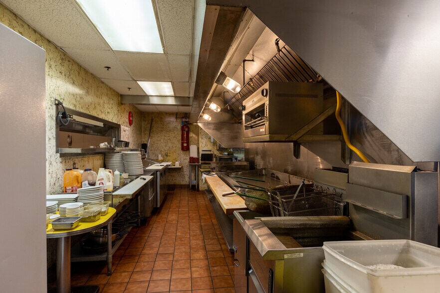 More Photos Of 2771 Scottsville Rd, Scottsville Restaurant For Sale