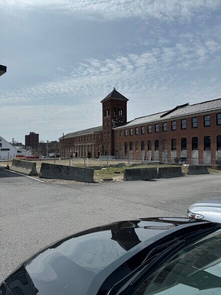 More Photos Of 66 Branch Ave, Providence General Retail For Lease