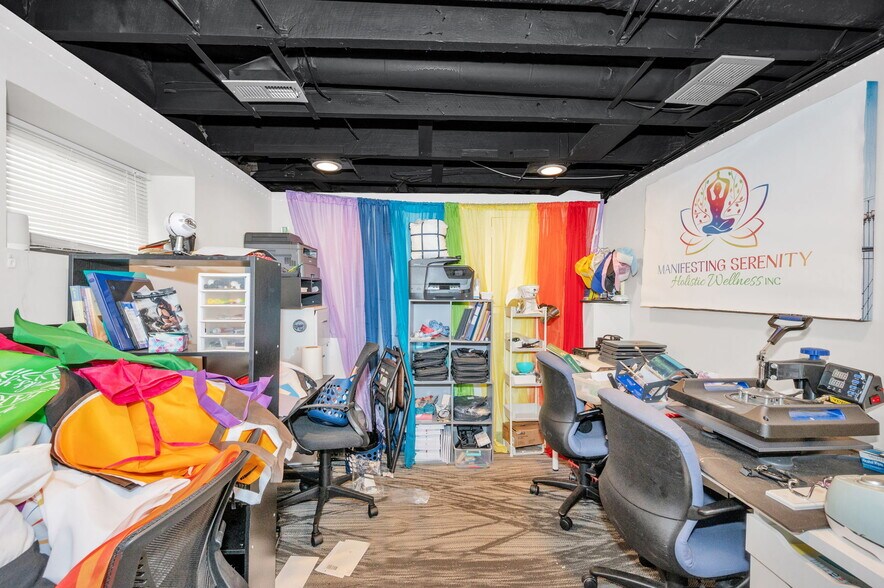 More Photos Of 4920 Belair Rd, Baltimore Office For Sale