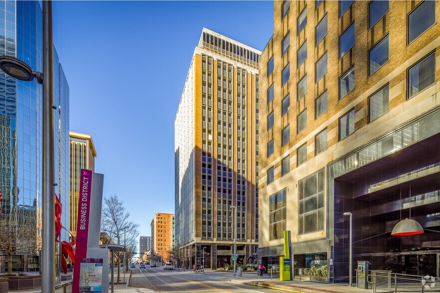 More Photos Of 250 N Robinson Ave, Oklahoma City Office For Sale