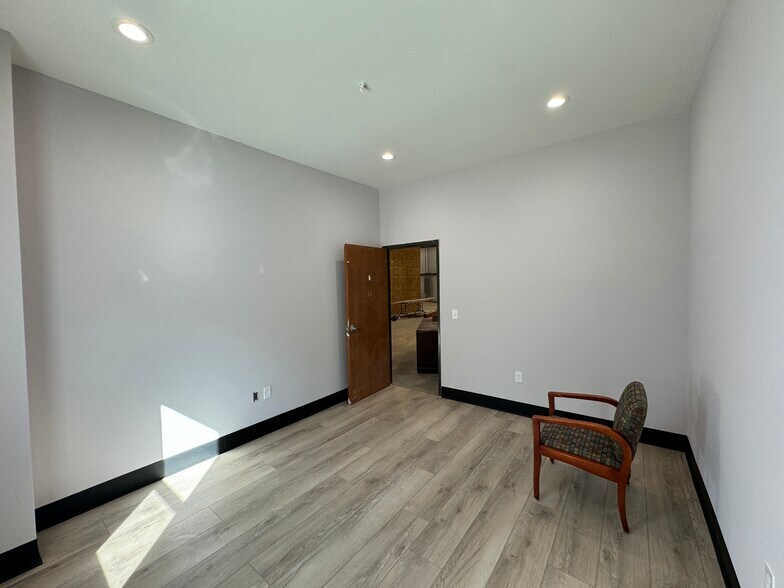 More Photos Of 61 Toto Creek Park Rd, Dawsonville Warehouse For Sale